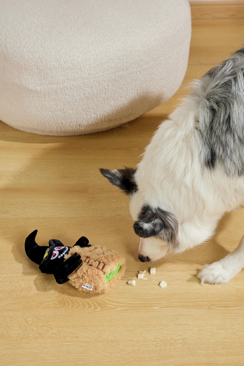 Giocattolo per cani Halloween Snack Attack - Scheletro